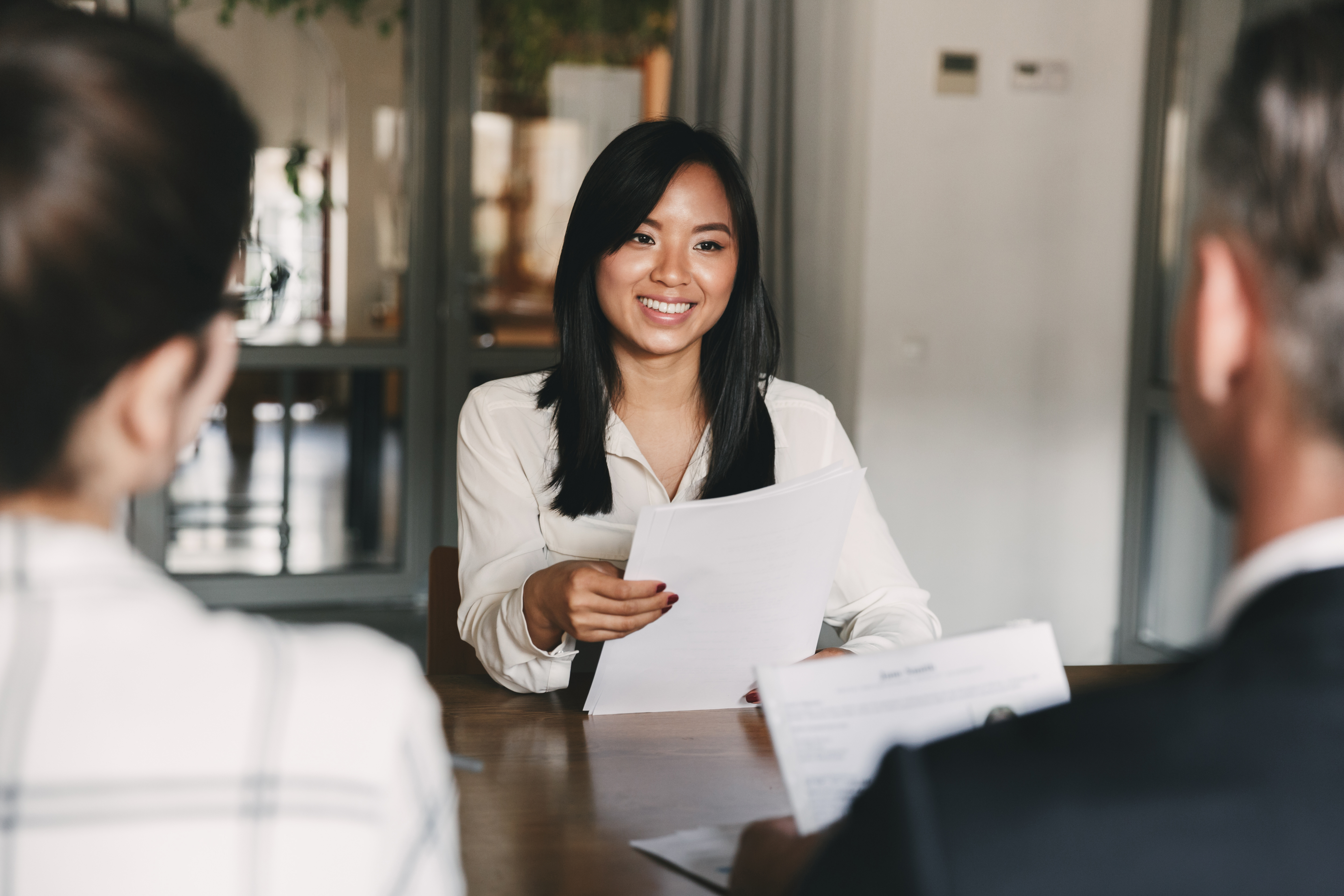 RÉDIGER SON CV EN ANGLAIS ET ÉVOLUER PROFESSIONNELLEMENT? LES 4 CONSEILS D’E4F POUR Y ARRIVER